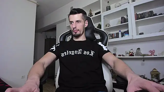 Snapshot of ToddClaytonn chatting on 02-18-25, 11:52 ToddClaytonn online show from 02-18-25, 11:52