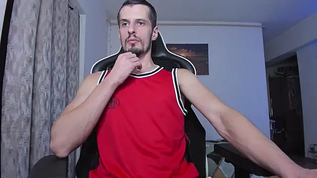 Snapshot of ToddClaytonn chatting on 09-14-25, 01:05 ToddClaytonn online show from 09-14-25, 01:05