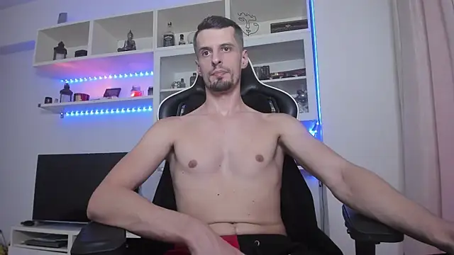 Snapshot of ToddClaytonn chatting on 09-27-25, 08:52 ToddClaytonn online show from 09-27-25, 08:52