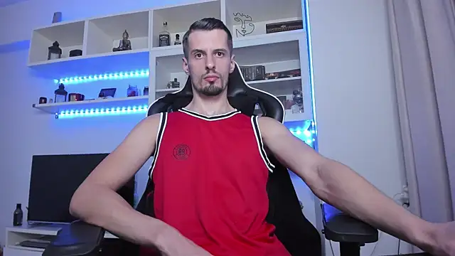 Snapshot of ToddClaytonn chatting on 10-02-25, 02:02 ToddClaytonn online show from 10-02-25, 02:02