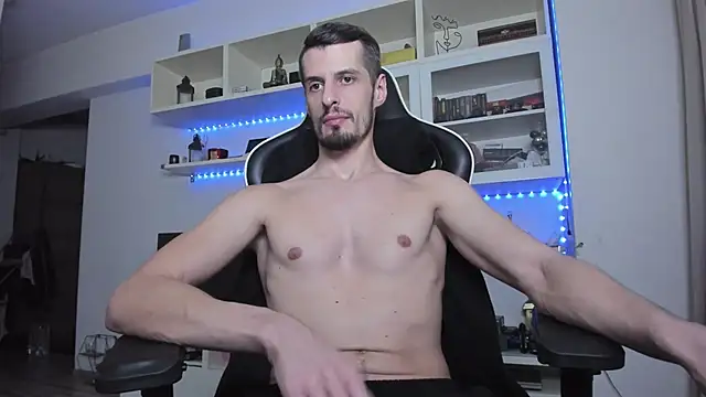 Snapshot of ToddClaytonn chatting on 11-26-25, 04:19 ToddClaytonn online show from 11-26-25, 04:19