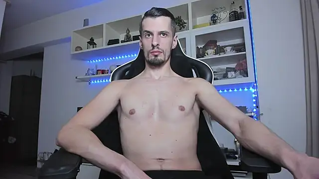 Snapshot of ToddClaytonn chatting on 12-13-25, 10:59 ToddClaytonn online show from 12-13-25, 10:59