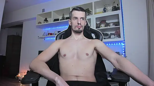 Snapshot of ToddClaytonn chatting on 12-14-25, 10:25 ToddClaytonn online show from 12-14-25, 10:25