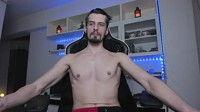 Snapshot of ToddClaytonn chatting on 02-04-26, 02:28 ToddClaytonn online show from 02-04-26, 02:28