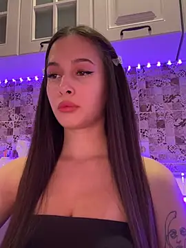 EricaWalls online show from 12-26-24, 09:04