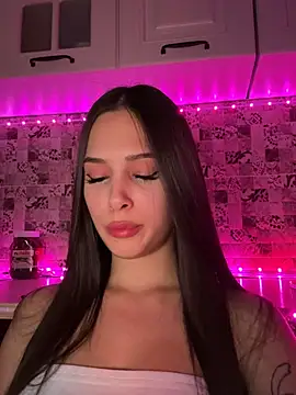 EricaWalls online show from 02-15-25, 10:21