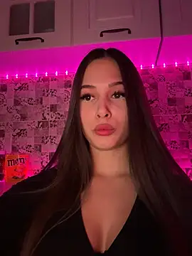 EricaWalls online show from 02-18-25, 10:47