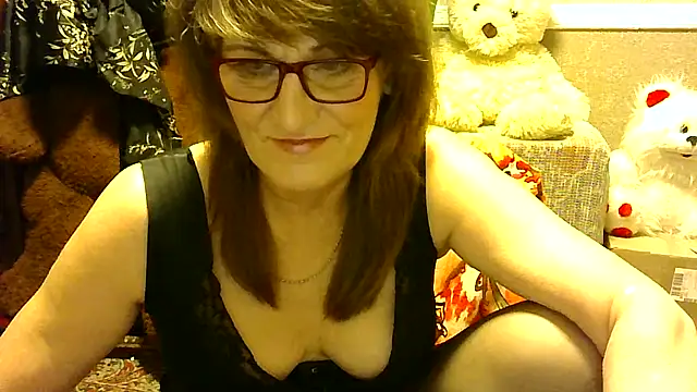 Snapshot of Manulyonok51 chatting on 11-11-25, 02:28 Manulyonok51 online show from 11-11-25, 02:28