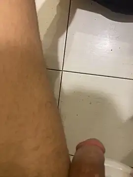 Snapshot of TENDo_519 chatting on 03-10-26, 10:15 TENDo 519 online show from 03-10-26, 10:15