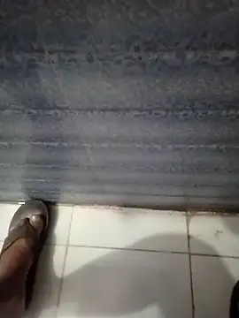 Snapshot of kunalmishra2003 chatting on 12-18-25, 02:50 kunalmishra2003 online show from 12-18-25, 02:50