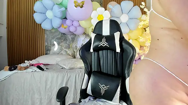 Danna topless online show from 03-31-26, 12:16