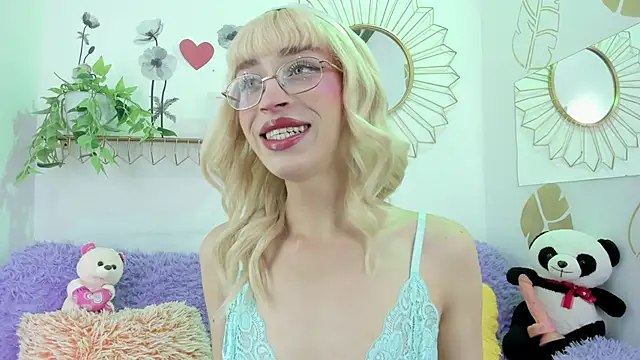 Ariadna Evangeline online show from 09-09-25, 06:24