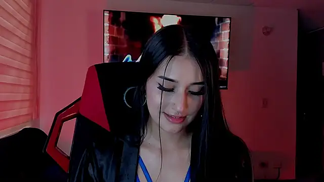 Charlotte greys online show from 09-22-25, 08:33