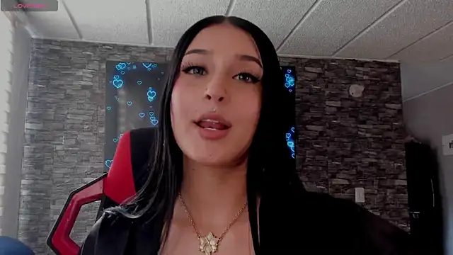 Charlotte greys online show from 04-14-26, 08:59