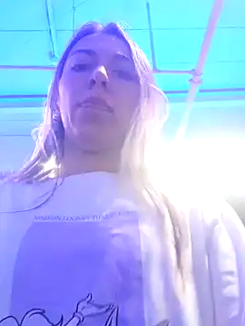 Snapshot of rachellboom chatting on 12-06-24, 01:51 rachellboom online show from 12-06-24, 01:51