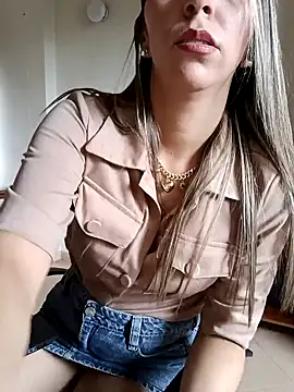 Snapshot of rachellboom chatting on 01-29-25, 05:24 rachellboom online show from 01-29-25, 05:24
