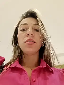 Snapshot of rachellboom chatting on 02-02-25, 02:59 rachellboom online show from 02-02-25, 02:59