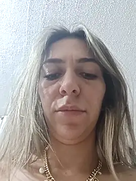 Snapshot of rachellboom chatting on 03-22-25, 10:59 rachellboom online show from 03-22-25, 10:59