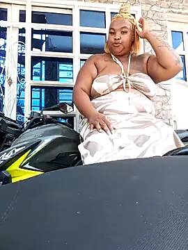 briyinabloom  online show from 01-29-25, 04:30