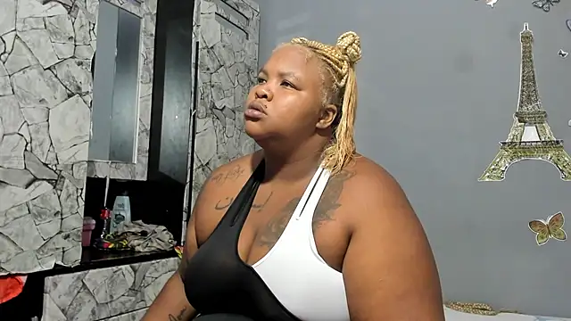 briyinabloom  online show from 02-07-25, 01:53