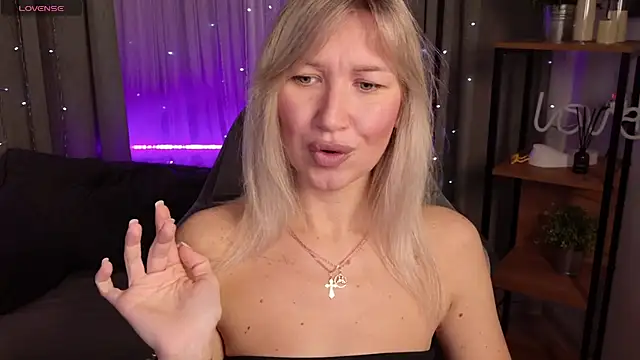 MilaBott online show from 10-13-25, 08:20