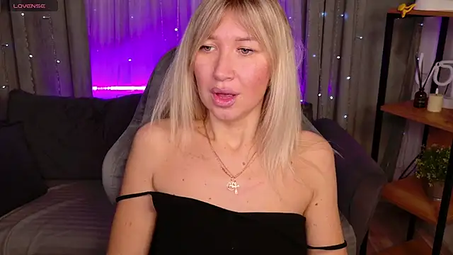 MilaBott online show from 11-29-25, 09:29