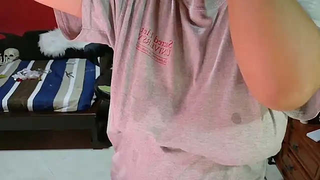 Snapshot of MaggaCass chatting on 03-12-25, 01:25 MaggaCass online show from 03-12-25, 01:25