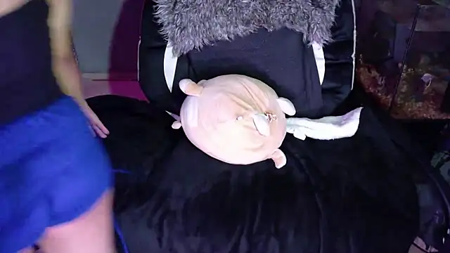 Snapshot of MaggaCass chatting on 01-11-26, 03:00 MaggaCass online show from 01-11-26, 03:00