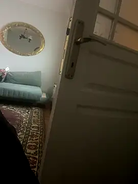 Snapshot of themany29 chatting on 12-22-25, 07:00 themany29 online show from 12-22-25, 07:00