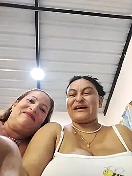 Horny-Mommy-Dirty online show from 04-19-26, 02:27