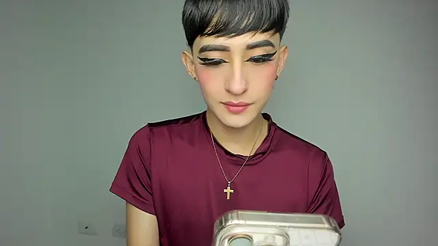 Snapshot of HotStar_yes chatting on 01-19-25, 12:06 HotStar yes online show from 01-19-25, 12:06