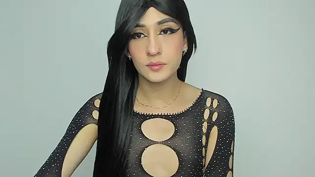 Snapshot of HotStar_yes chatting on 01-25-25, 12:06 HotStar yes online show from 01-25-25, 12:06