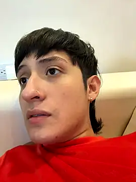 Snapshot of HotStar_yes chatting on 09-18-25, 03:30 HotStar yes online show from 09-18-25, 03:30