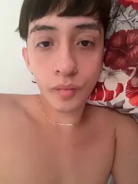 Snapshot of HotStar_yes chatting on 09-27-25, 03:50 HotStar yes online show from 09-27-25, 03:50