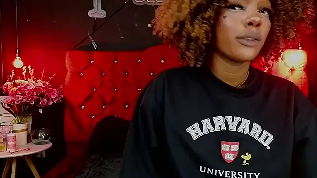 TIFFANYYSTAR online show from 01-28-25, 02:21