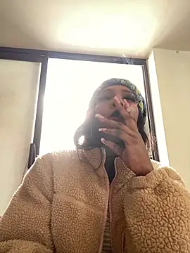 TIFFANYYSTAR online show from 11-21-25, 04:38