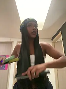 TIFFANYYSTAR online show from 12-19-25, 05:31