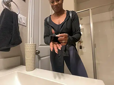 wynterheat online show from 12-18-25, 09:04