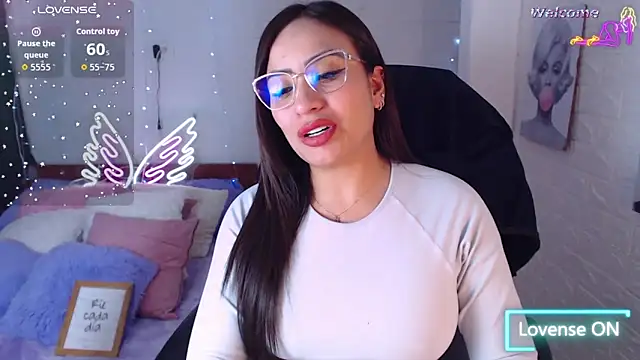 Paulina 627 online show from 04-16-26, 02:29