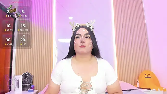 Athenaa 555 online show from 10-31-25, 09:05