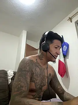 Daniel7131 online show from 09-19-25, 01:12