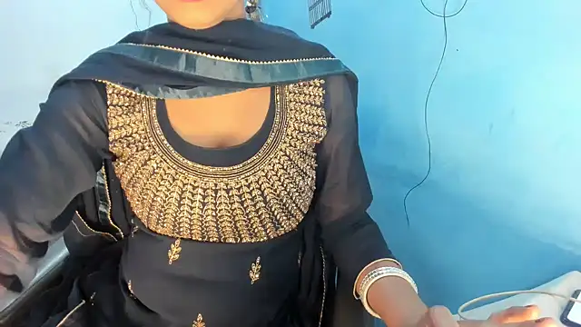 aarjulove online show from 03-01-26, 03:47