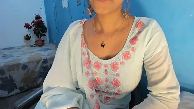 aarjulove online show from 04-11-26, 07:13