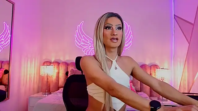  scarletmoore online show from 09-11-25, 08:25