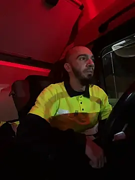 donnuozfutura online show from 01-02-25, 07:07