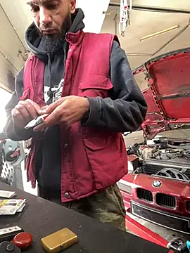 donnuozfutura online show from 02-13-25, 11:17