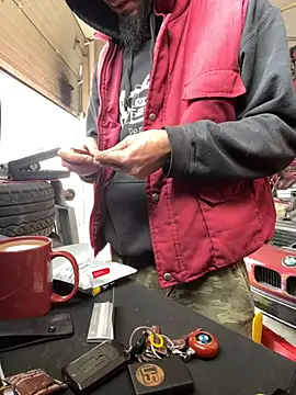 donnuozfutura online show from 02-18-25, 12:06