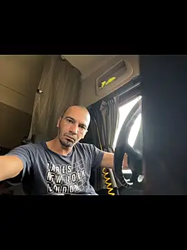 donnuozfutura online show from 11-13-25, 11:31