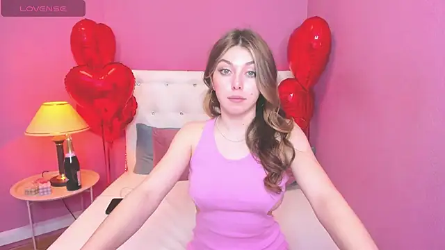 Snapshot of MollyMeltorr chatting on 02-12-25, 10:56 MollyMeltorr online show from 02-12-25, 10:56