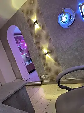 Snapshot of Logan_smith1 chatting on 12-19-25, 04:52 Logan smith1 online show from 12-19-25, 04:52